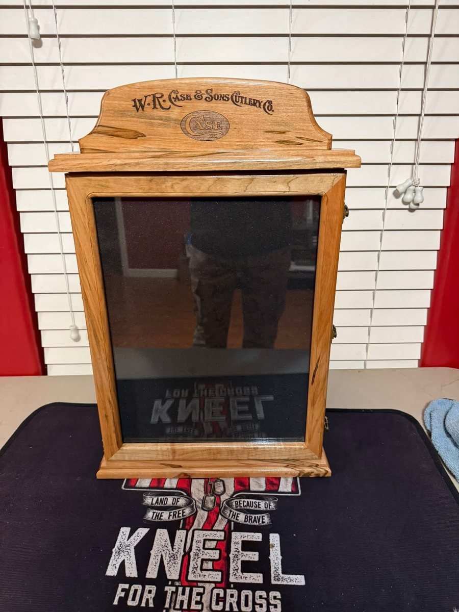 W.R. Case & Sons Heritage Cabinet